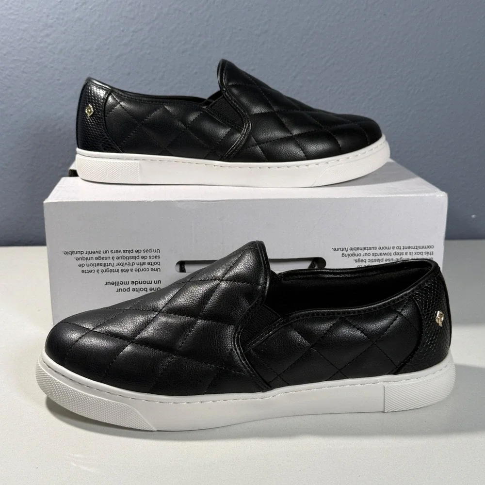 Aldo Slip On Sneakers Womens 9 Black Quilted Pillow Walk Low Top‎ Shoes